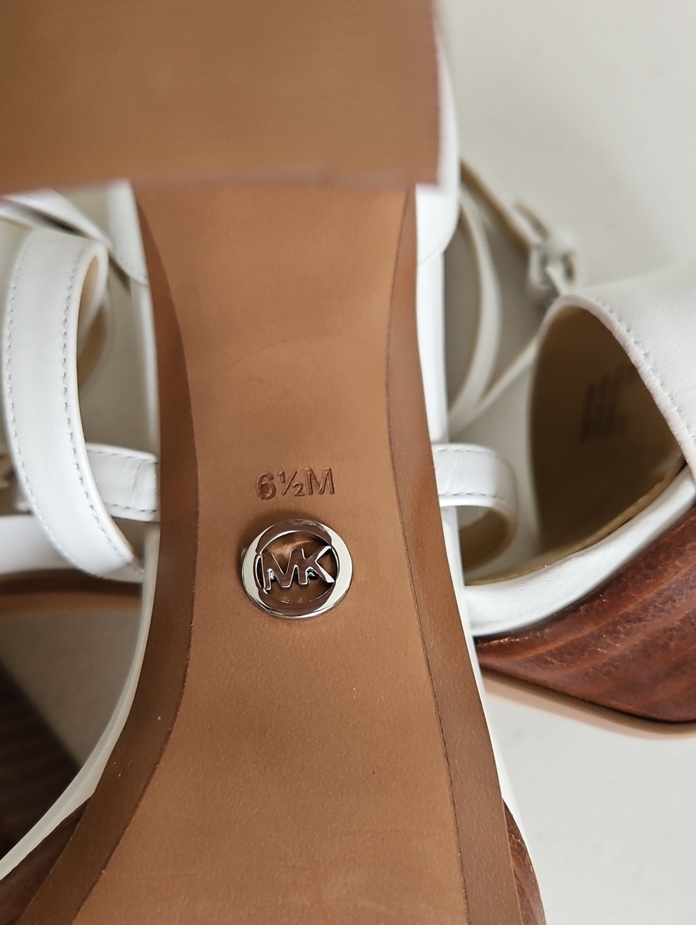 MICHAEL Michael Kors Charlize Strappy Platform Sandal - New - Picture 7 of 7